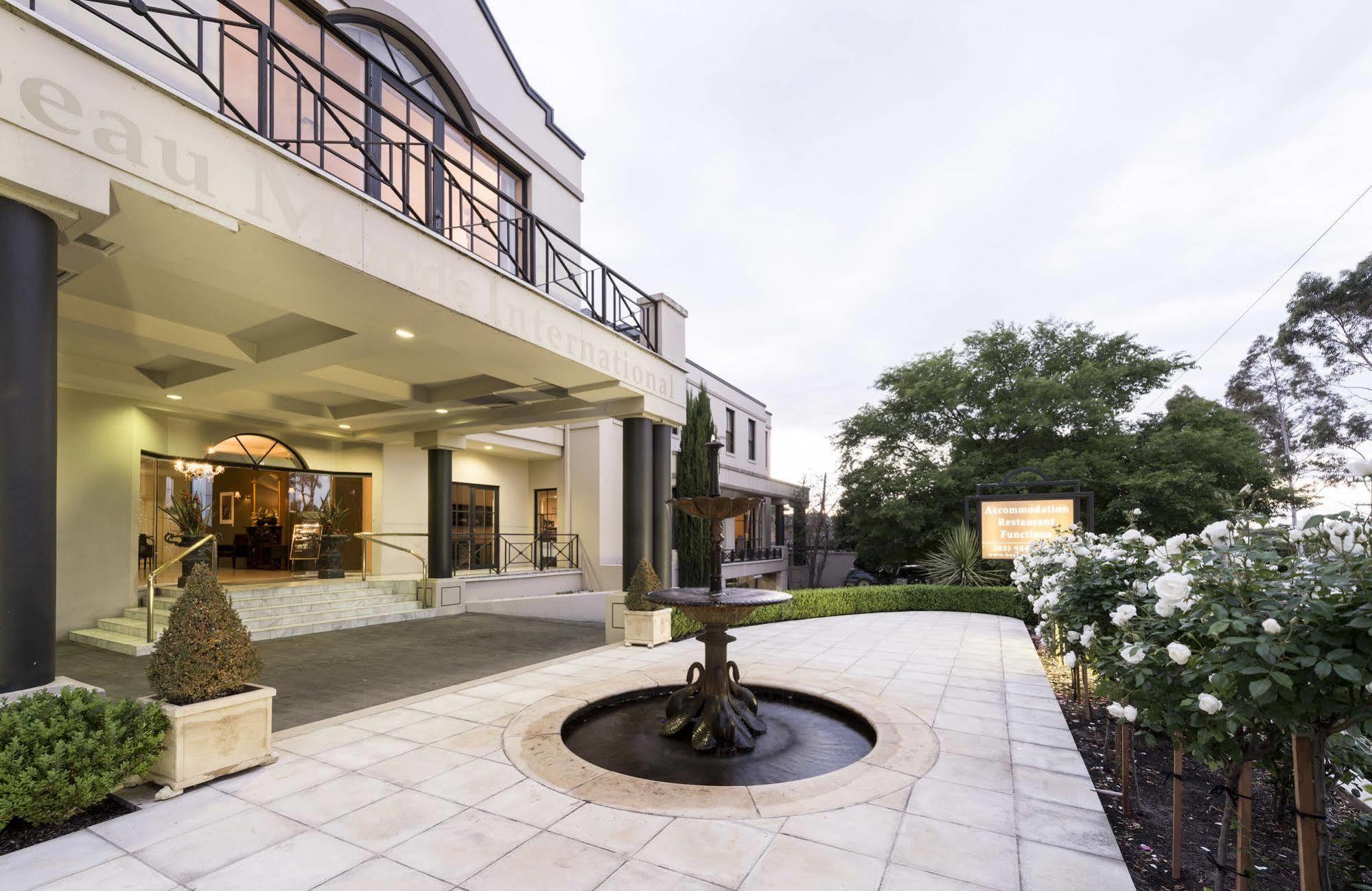 Beau Monde International Hotell Doncaster East Eksteriør bilde