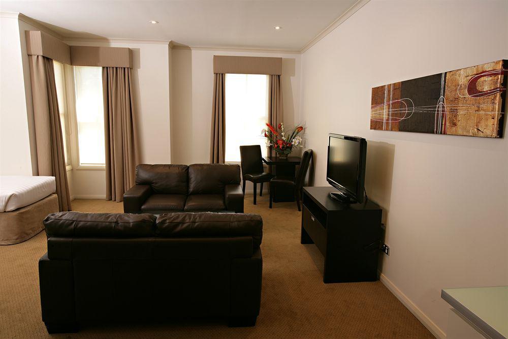 Beau Monde International Hotell Doncaster East Eksteriør bilde